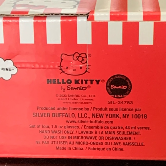 Hello Kitty Halloween Shot Glass Set Four 1.5oz Glasses Witch Black Cat Magician - Picture 12 of 12